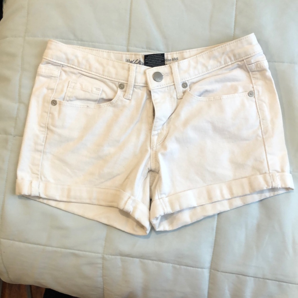 White jean shorts